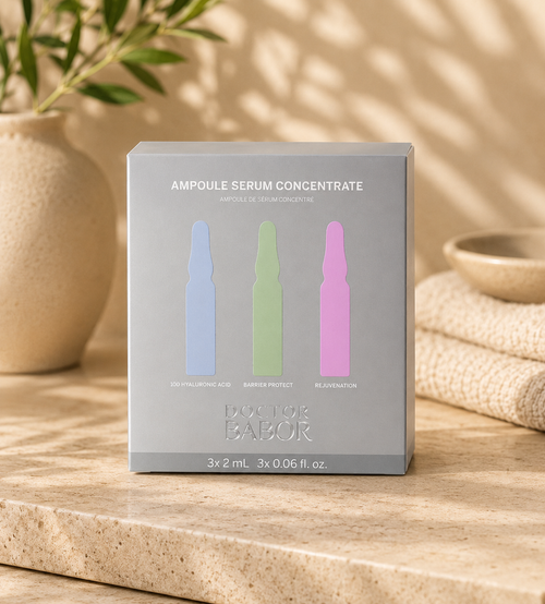 DOCTOR BABOR Ampoule Serum Concentrate Set mit Hyaluronic Acid, Barrier Protect und Rejuvenation Ampullen auf elegantem beigem Spa-Hintergrund – luxuriöse Pflegeampullen zur intensiven Feuchtigkeitsversorgung, Stärkung der Hautbarriere und Unterstützung eines strahlenden Hautbildes